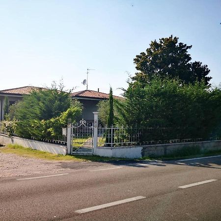 Casa Bella Casa de hóspedes Ponti sul Mincio Exterior foto